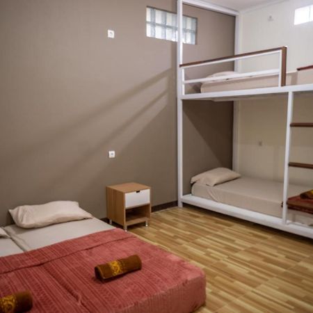 Zenrra House Hotel Bandung Kültér fotó